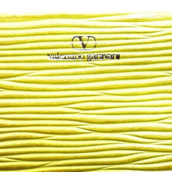 Vintage Valentino Garavani Wallet Yellow Leather Tokyo Stock Market Imprint Art - Picture 10 of 12